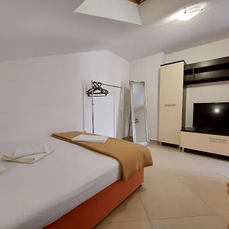 Toby Apartman Novi Vinodolski