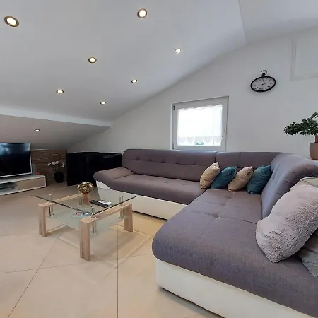 Apartman Toby Novi Vinodolski